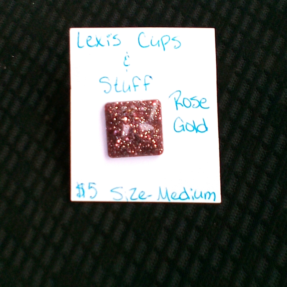 Square rose gold pendent